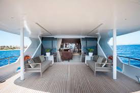 Interior de yate de lujo